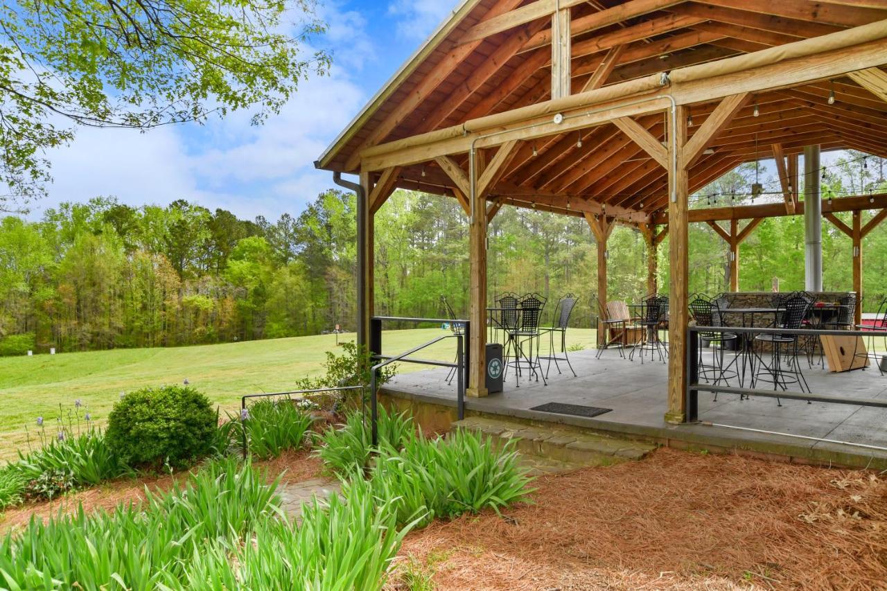 The Farmhouse Inn Buckhead 외부 사진