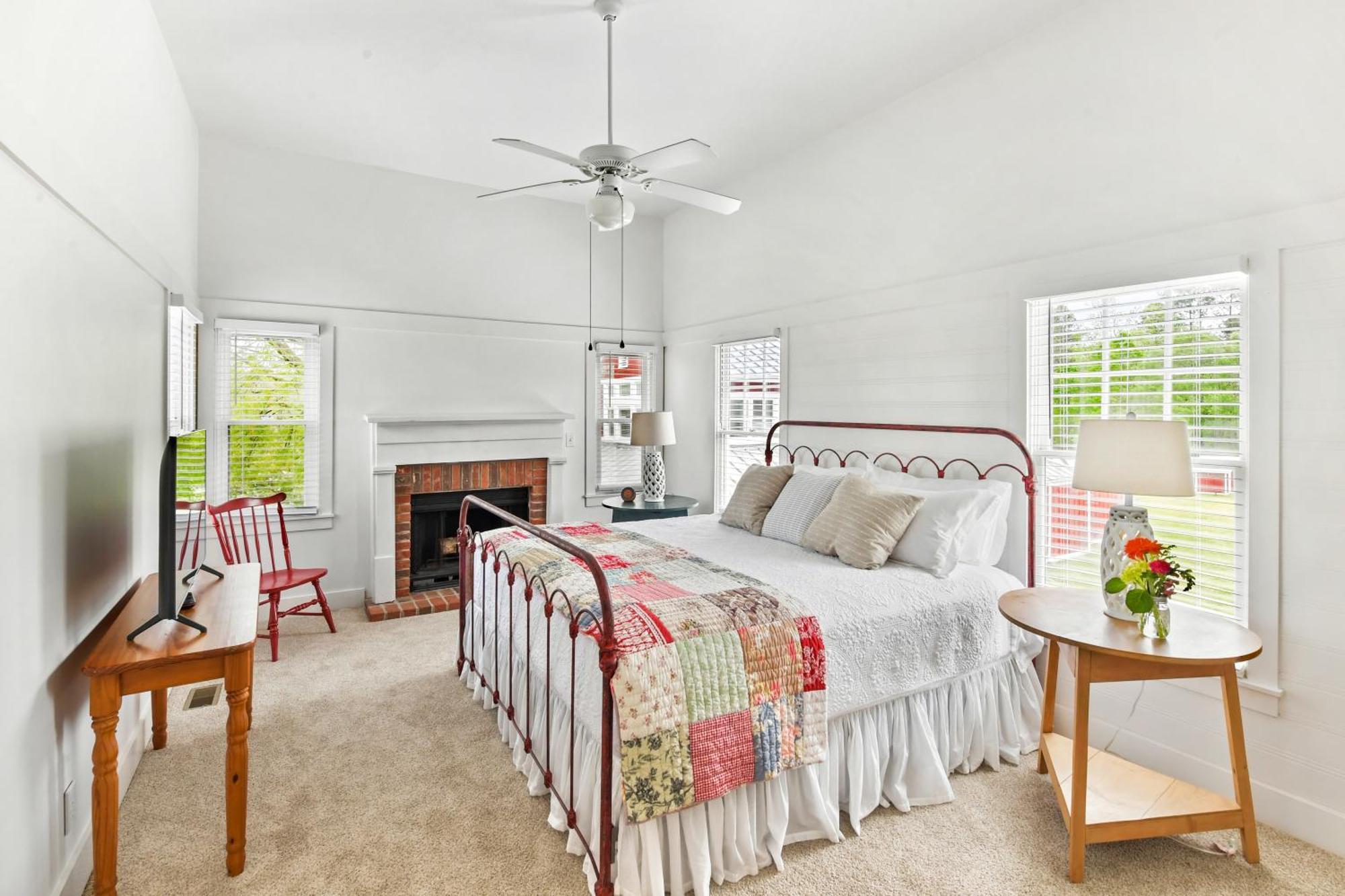 The Farmhouse Inn Buckhead 객실 사진